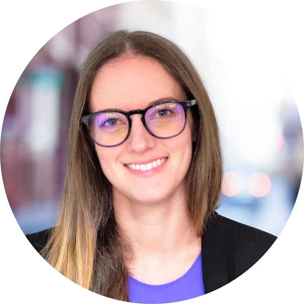 Ashley Broderick, LCSW, online therapist in California